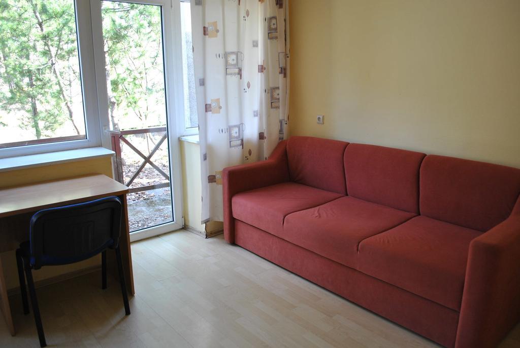 Hotel Poilsio Namai Saltinelis à Plateliai Chambre photo
